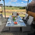 Large House In A Quiet Location Appartement