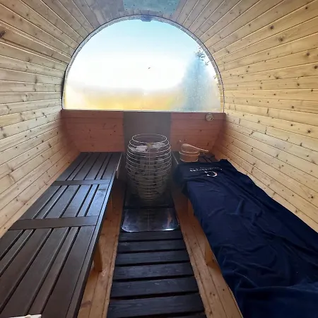 Large House In A Quiet Location شقة Rietz Neuendorf