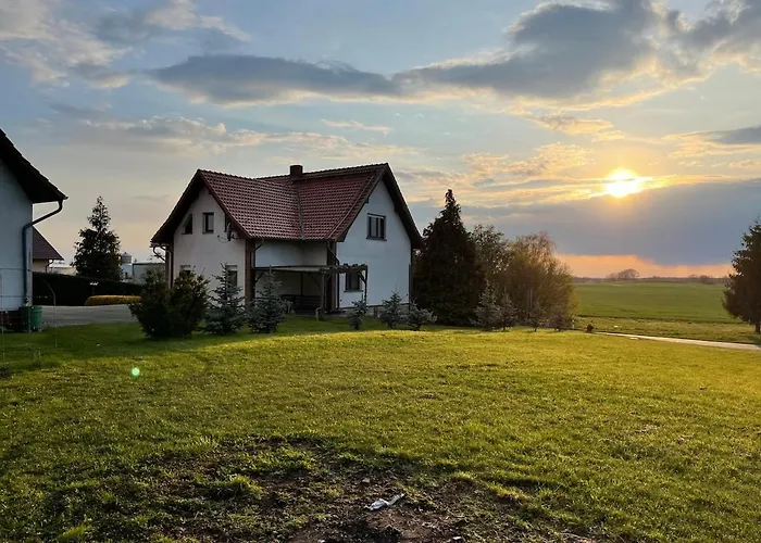 Large House In A Quiet Location Apartment *